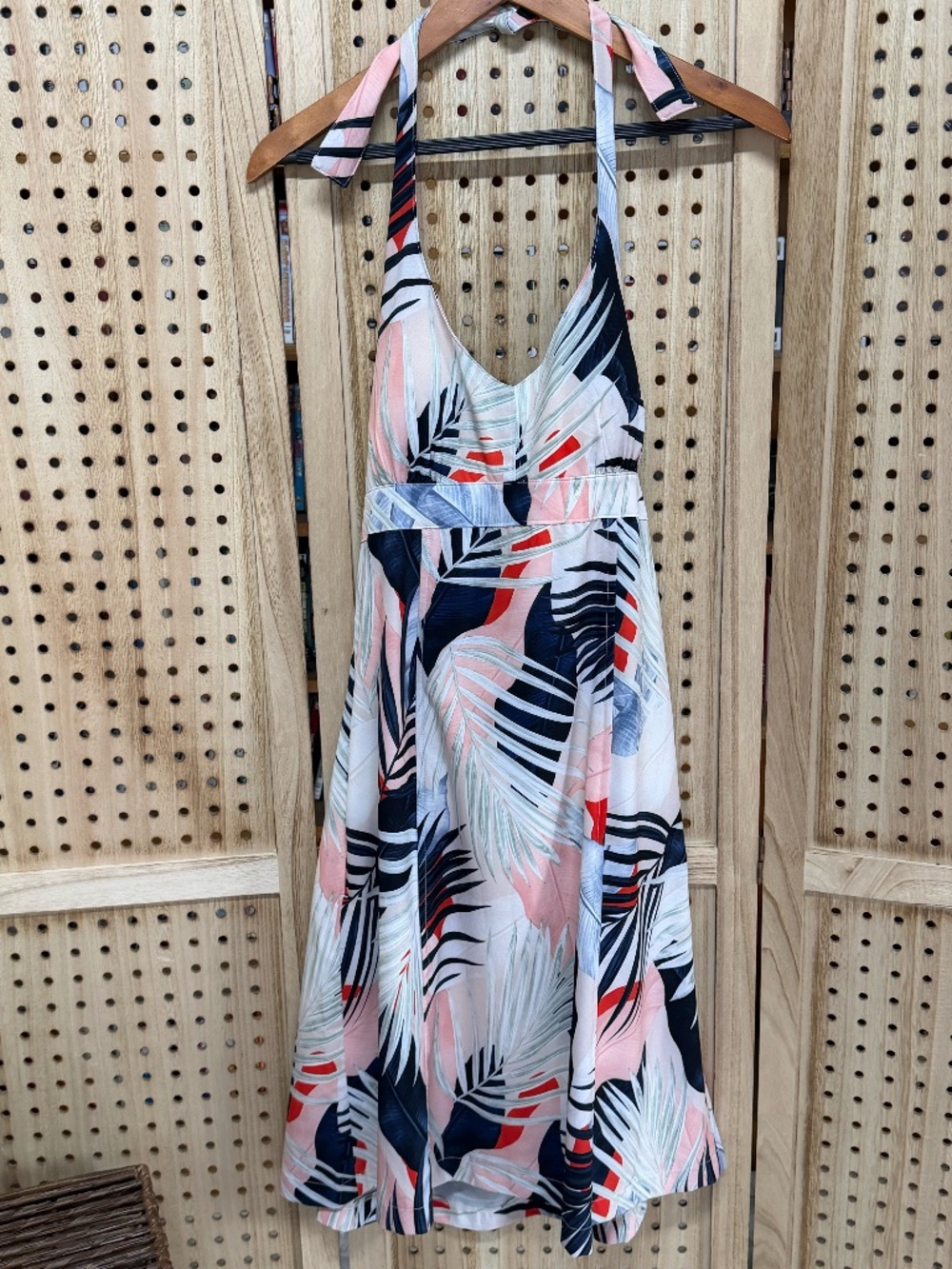 Athleta Halter Dress Size 6 Built In Bra Tropical Palm Print Pockets